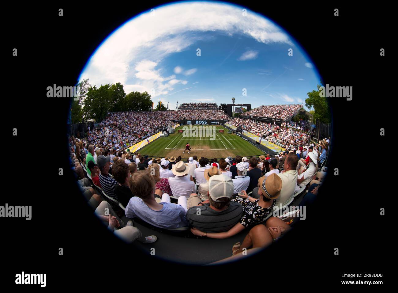 Fisheye shot, centre court, sold out, final Frances Tiafoe USA vs Jan-Lennard Struff (GER) Tennis, BOSS Open 2023, Weissenhof, Stuttgart Stock Photo