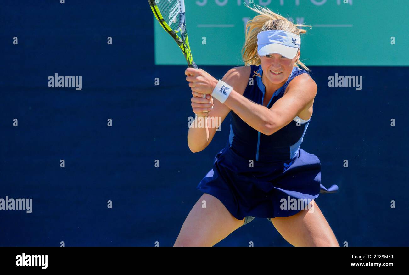 Talia NeilsonGatenbury (GBR) playing in a qualifying match at the