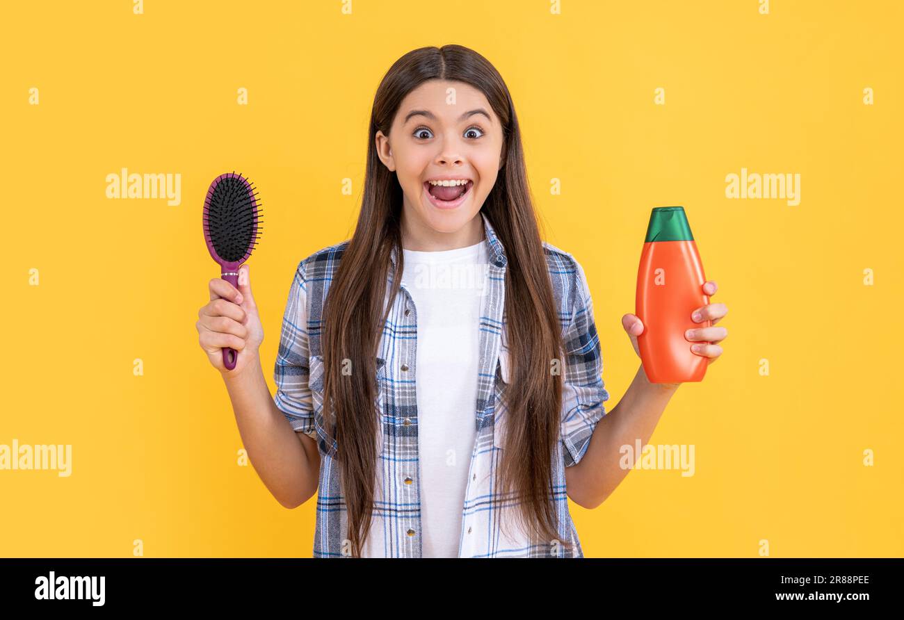 Teen hairbrush hi-res stock photography and images - Alamy