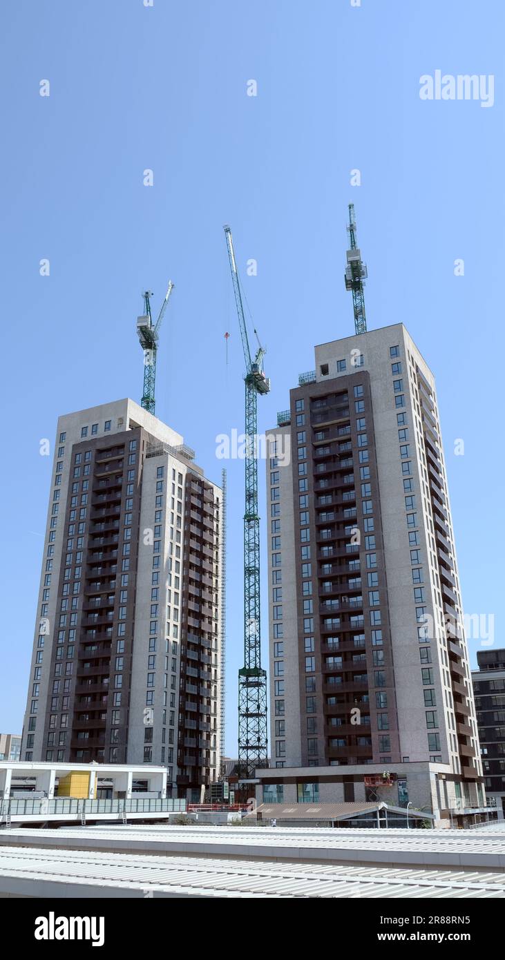 Construction of the Morello II apartment blocks by East Croydon Station, near completion Stock