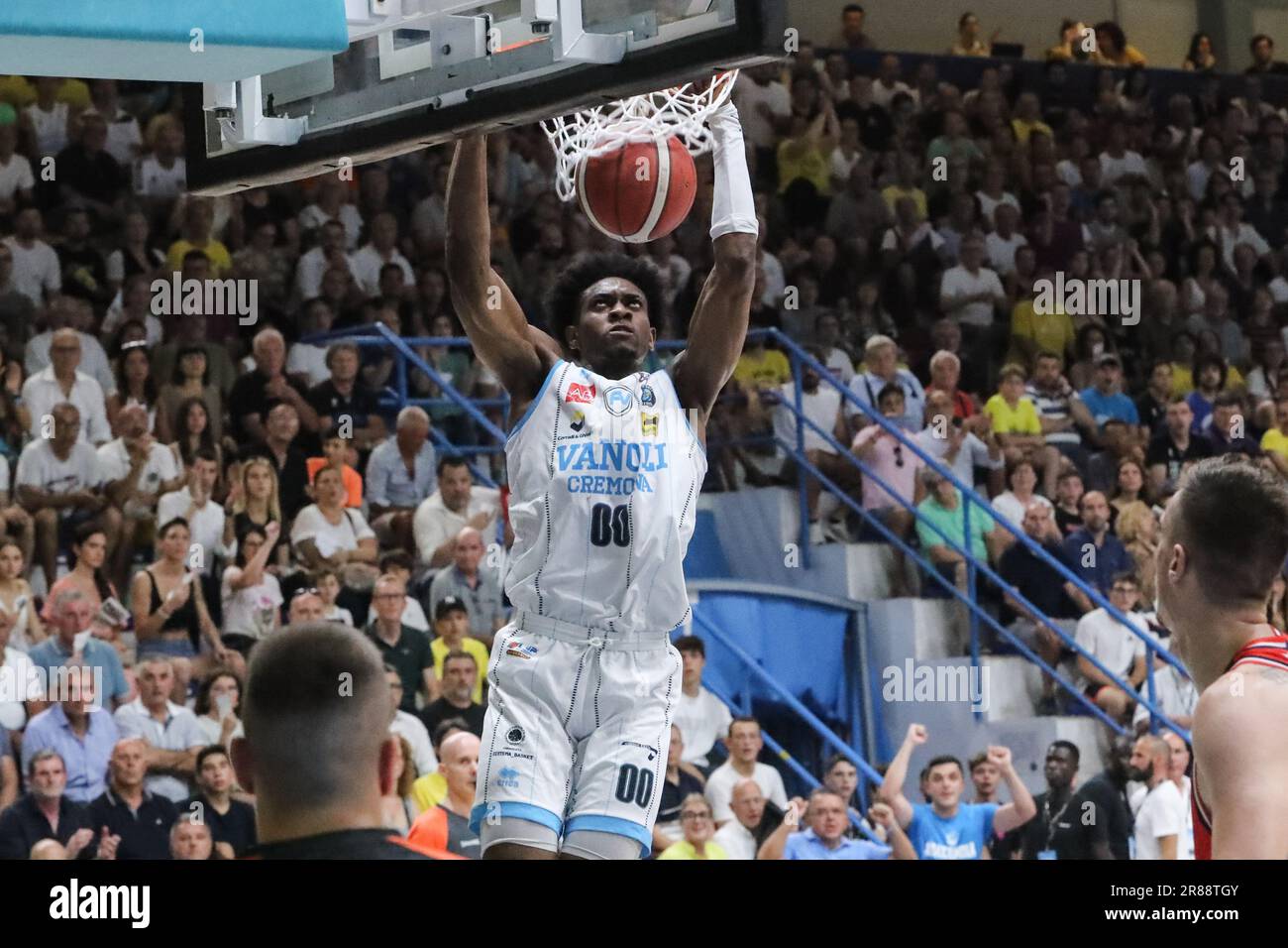 guerino vanoli basket - universo treviso