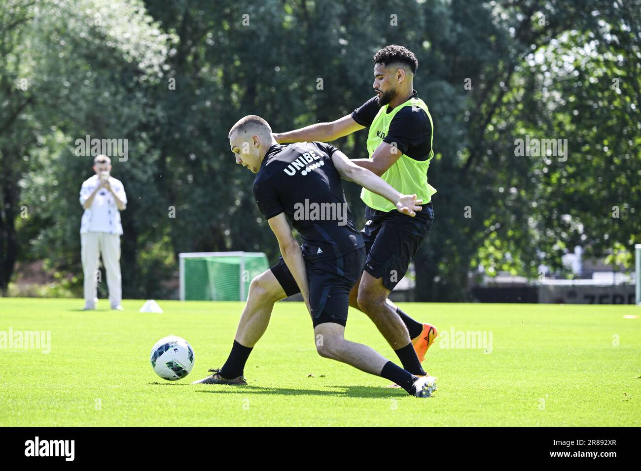 Charleroi's Nikola Stulic and Charleroi's Adem pictured in