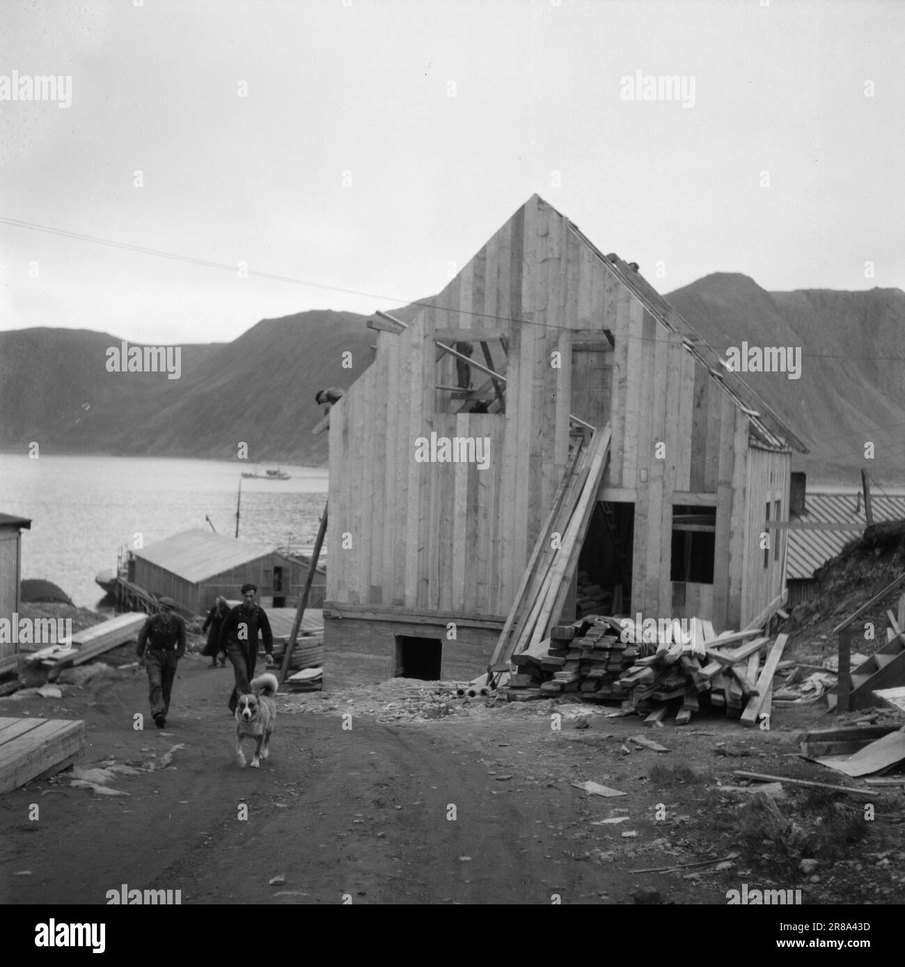 Actual 20 3 1947 Honningsv g Between Barracks And Mountains Along The actual-20-3-1947-honningsv-g-between-barracks-and-mountains-along-the