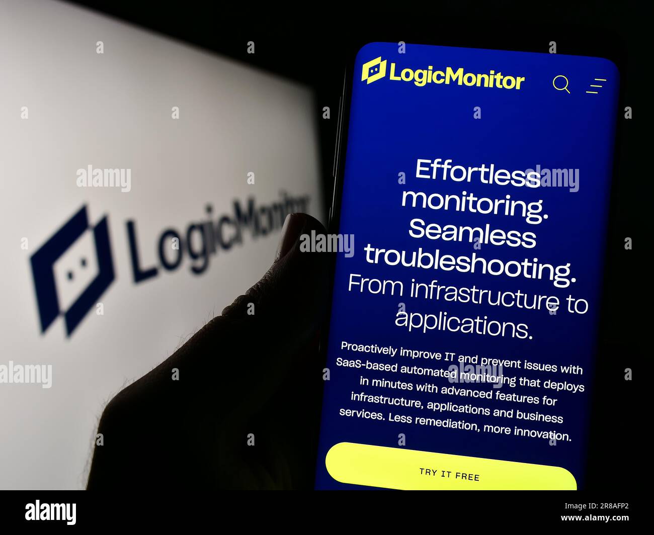 Logicmonitor logo hires stock photography and images Alamy