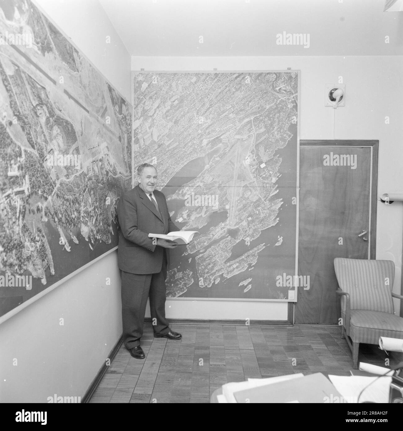 Current 47 1 1960 The Planes Into The Living Room We Still Know Too current-47-1-1960-the-planes-into-the-living-room-we-still-know-too