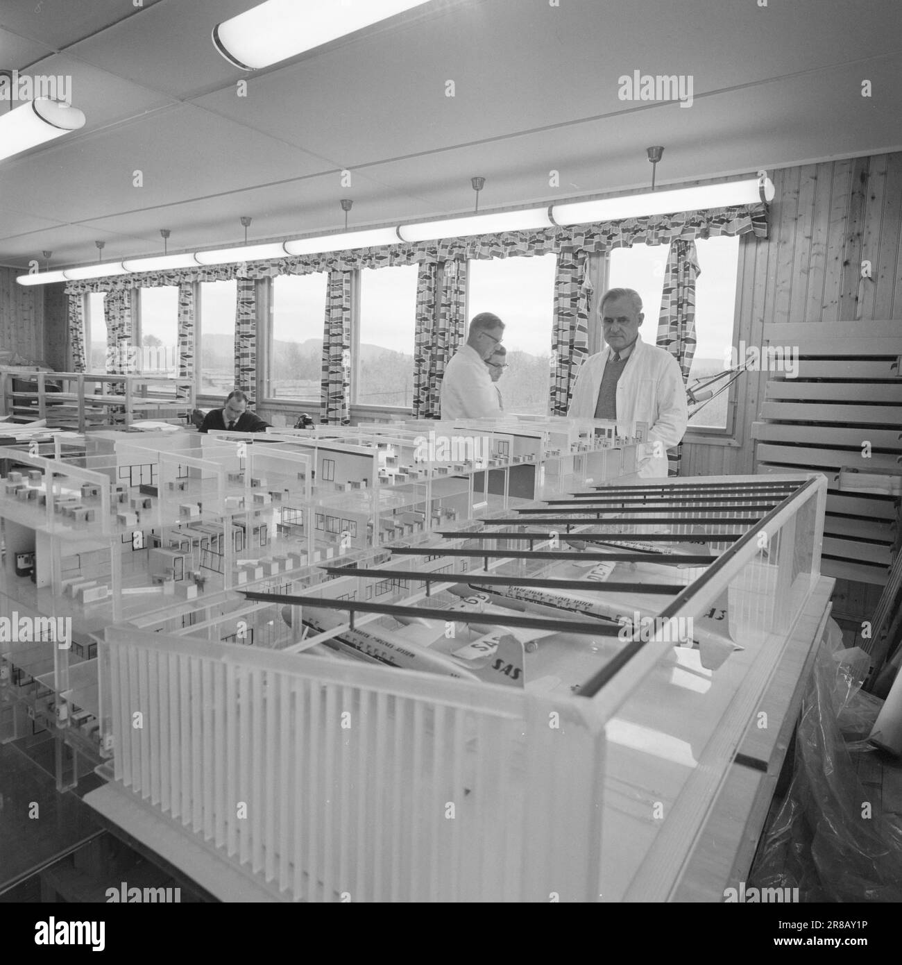 Current 47 1 1960 The Planes Into The Living Room We Still Know Too current-47-1-1960-the-planes-into-the-living-room-we-still-know-too