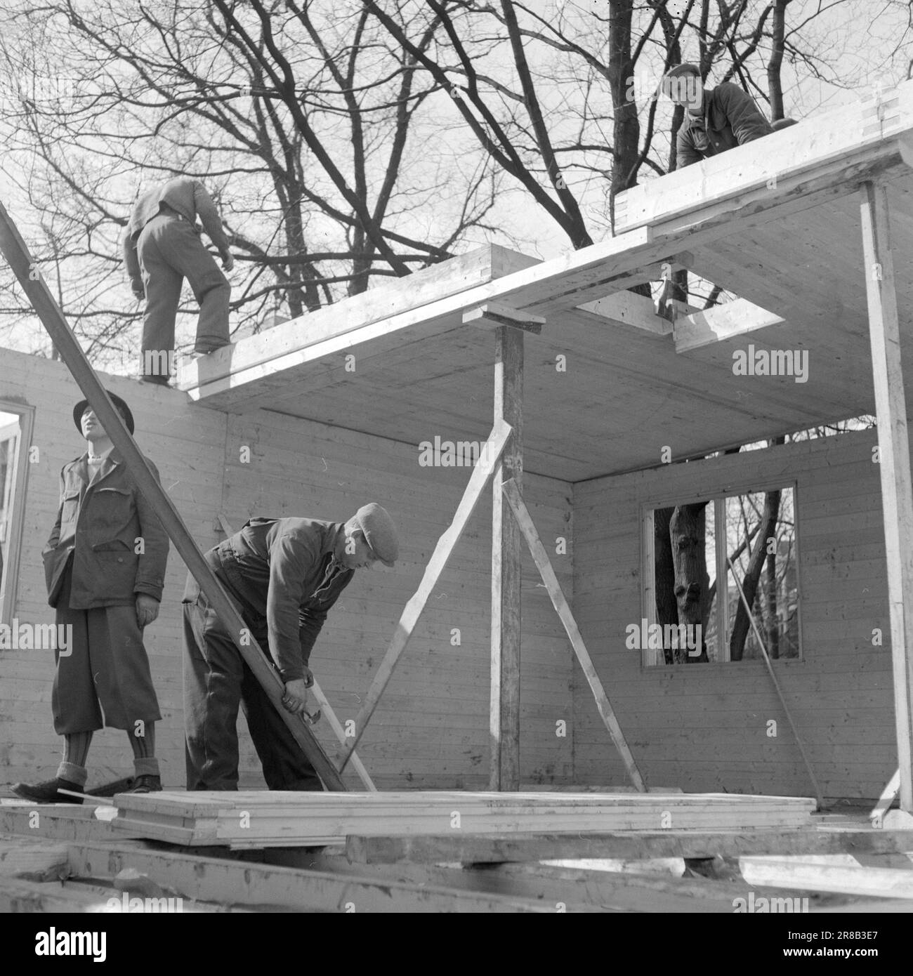 actual-10-1946-the-prefabricated-houses-that-we-will-live-in-prefab