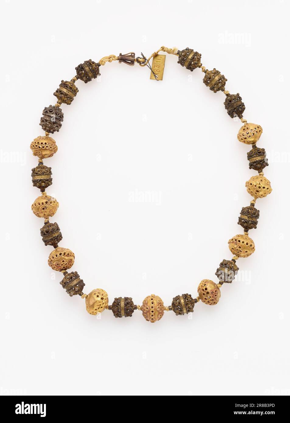 500 necklace hi-res stock photography and images - Alamy
