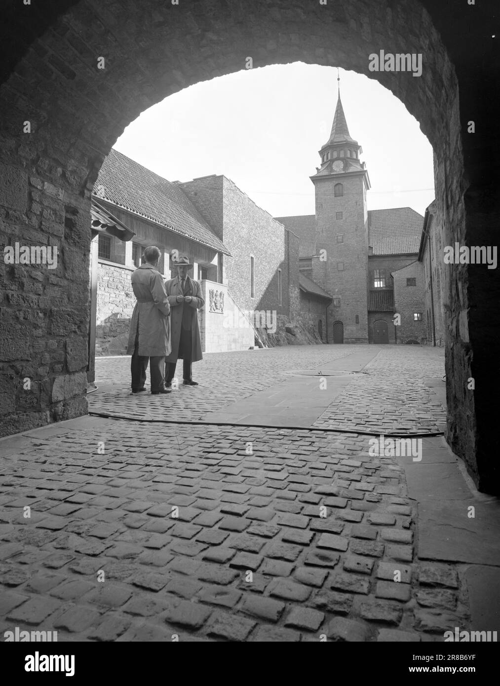 Current 25/26 1950 Honorable missions from the UN.Architect Arnstein