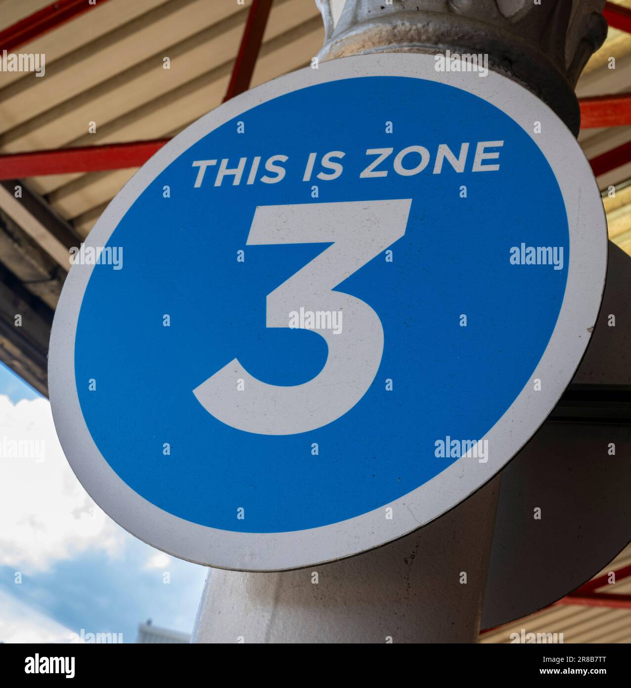 Passenger boarding zones hires stock photography and images Alamy