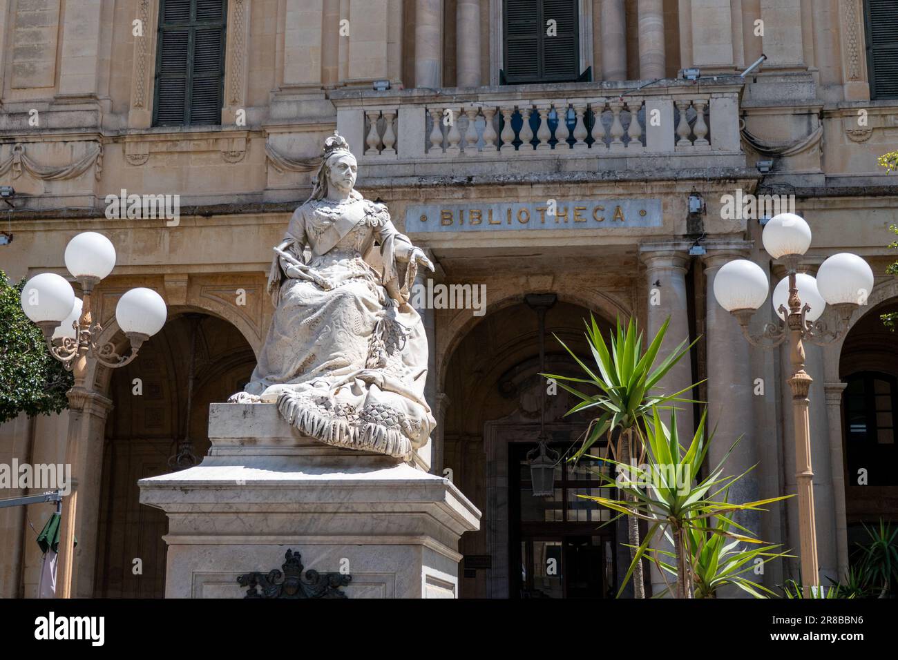 Valletta, Malta, May 4, 2023.Statue of Queen Victoria in front of the library Stock Photo Alamy