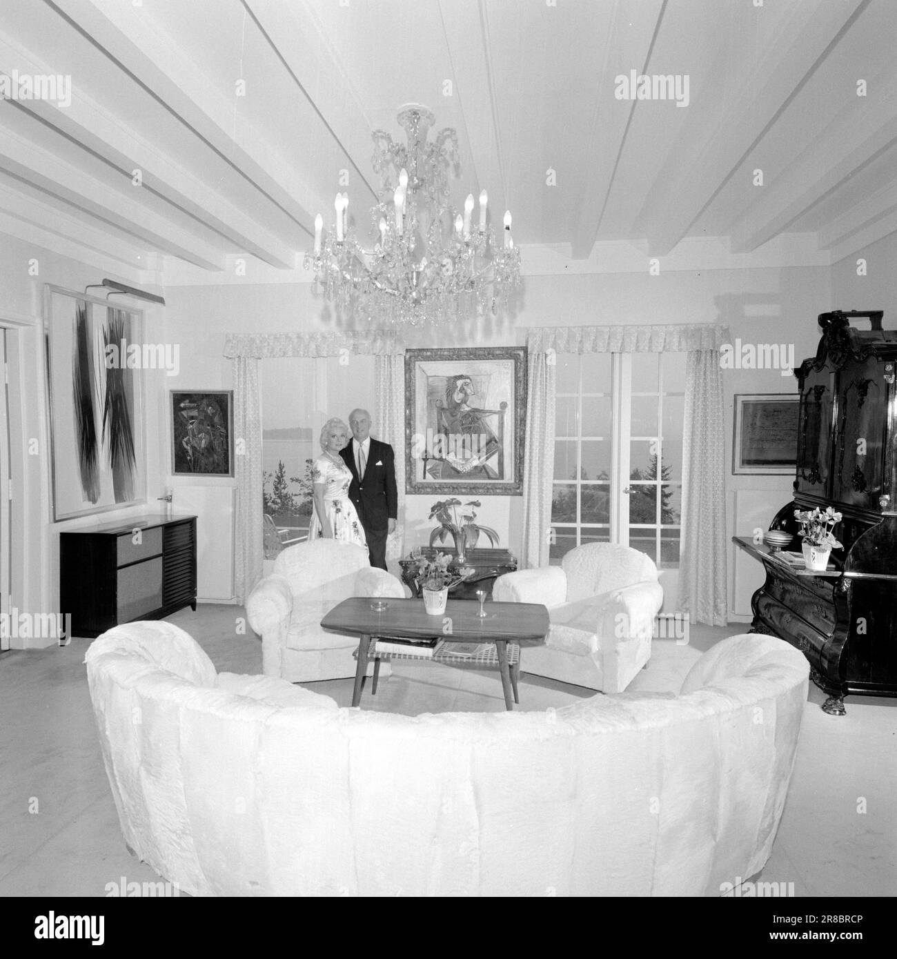Current 4551960 Sensation from Sonja Sonja Henie and her husband