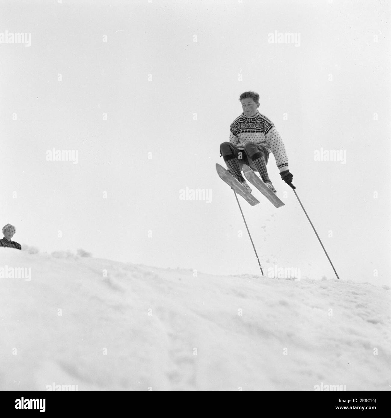 Brski Current 31-4-1960: Wide skis across the glacier Up under the tongue of ...