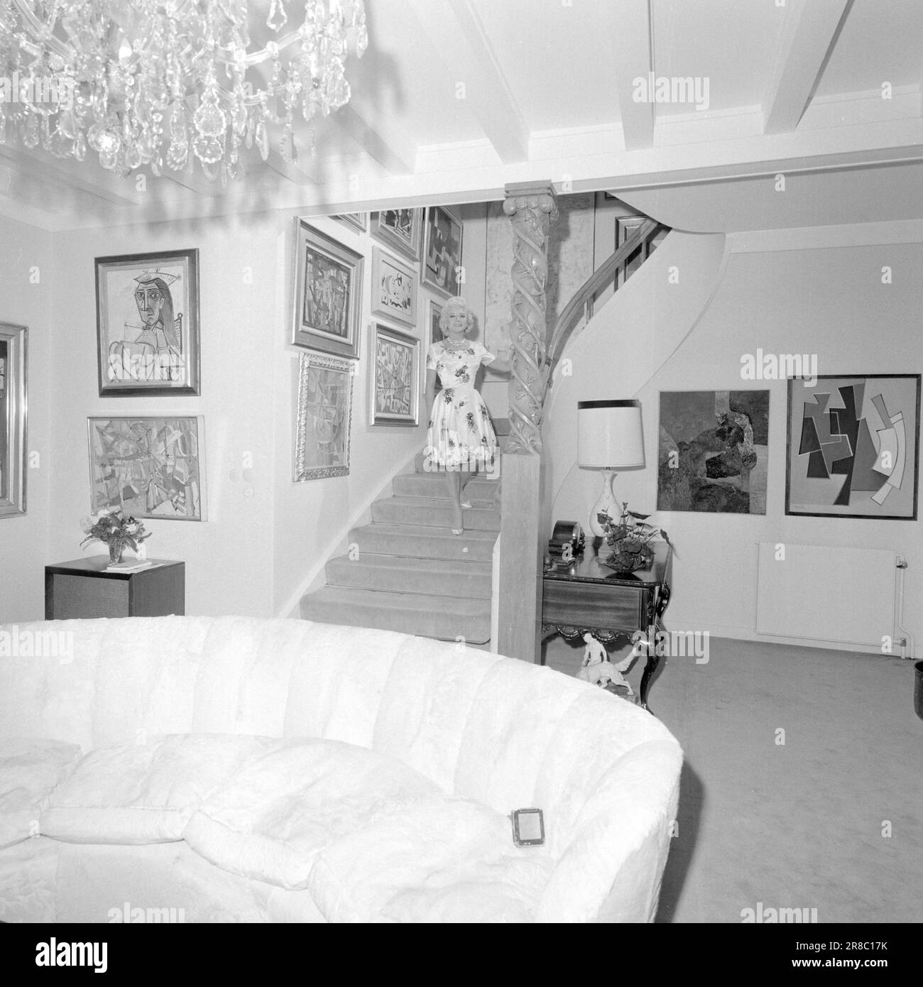 Current 4551960 Sensation from Sonja Sonja Henie and her husband