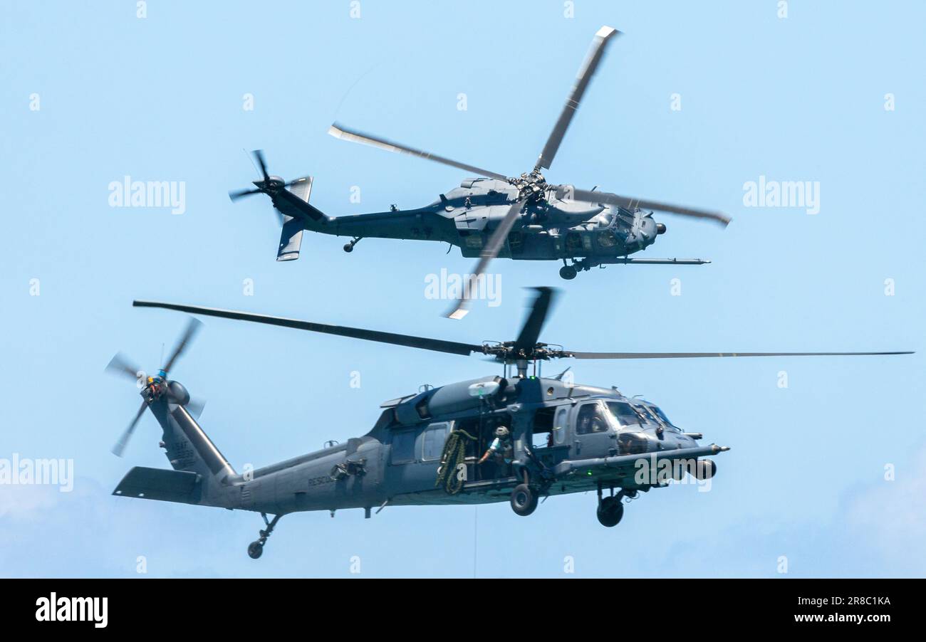 Helicopter sikorsky hh 60 blackhawk hi-res stock photography and images ...