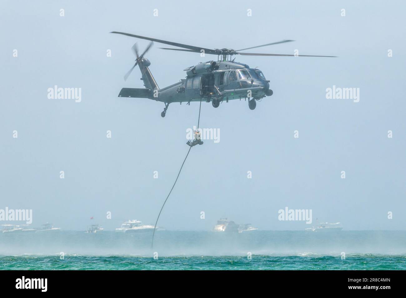 Helicopter sikorsky hh 60 blackhawk hi-res stock photography and images ...