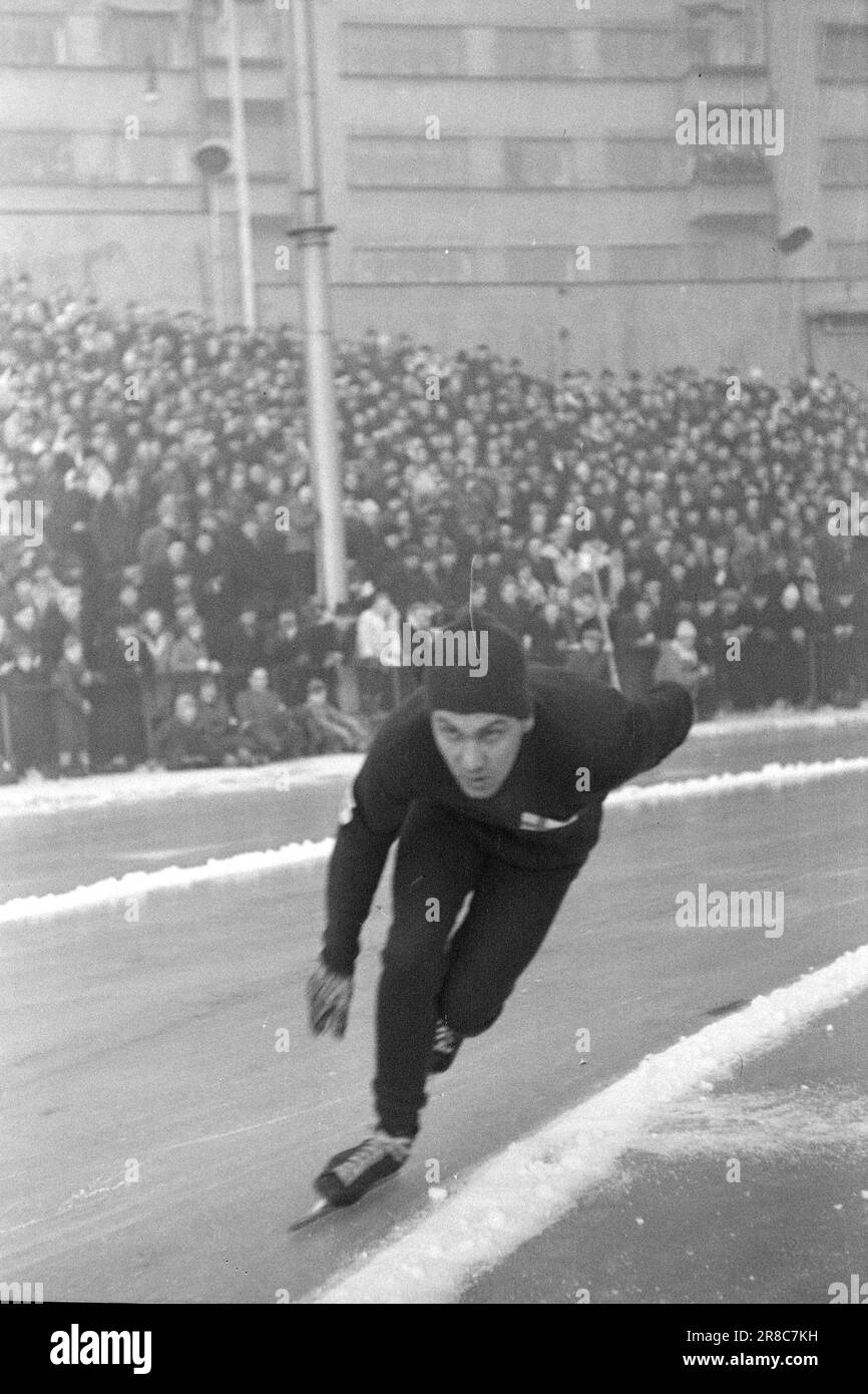 Actual 4-6-1947: WC on ice skatingBoil for 10 seconds. The 1947 World ...