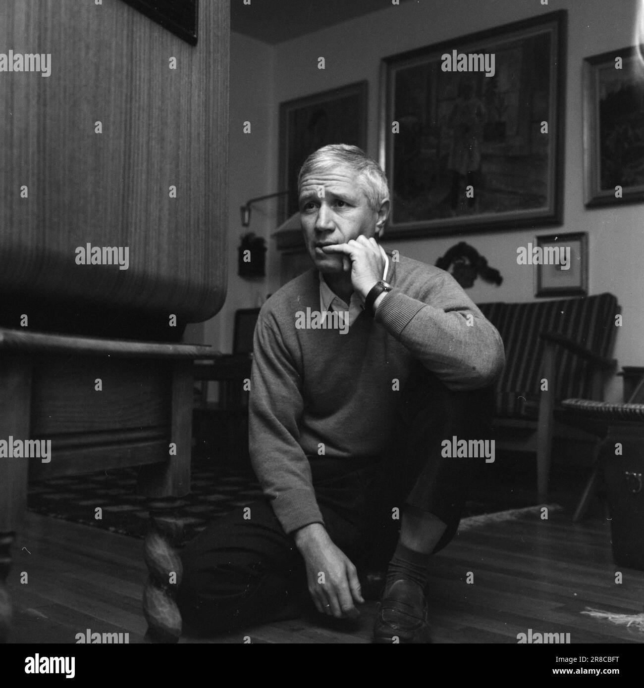 car-crazy-tv-black-and-white-stock-photos-images-alamy