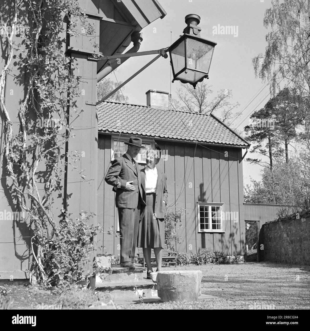 Current 25/26 1950 Honorable missions from the UN.Architect Arnstein