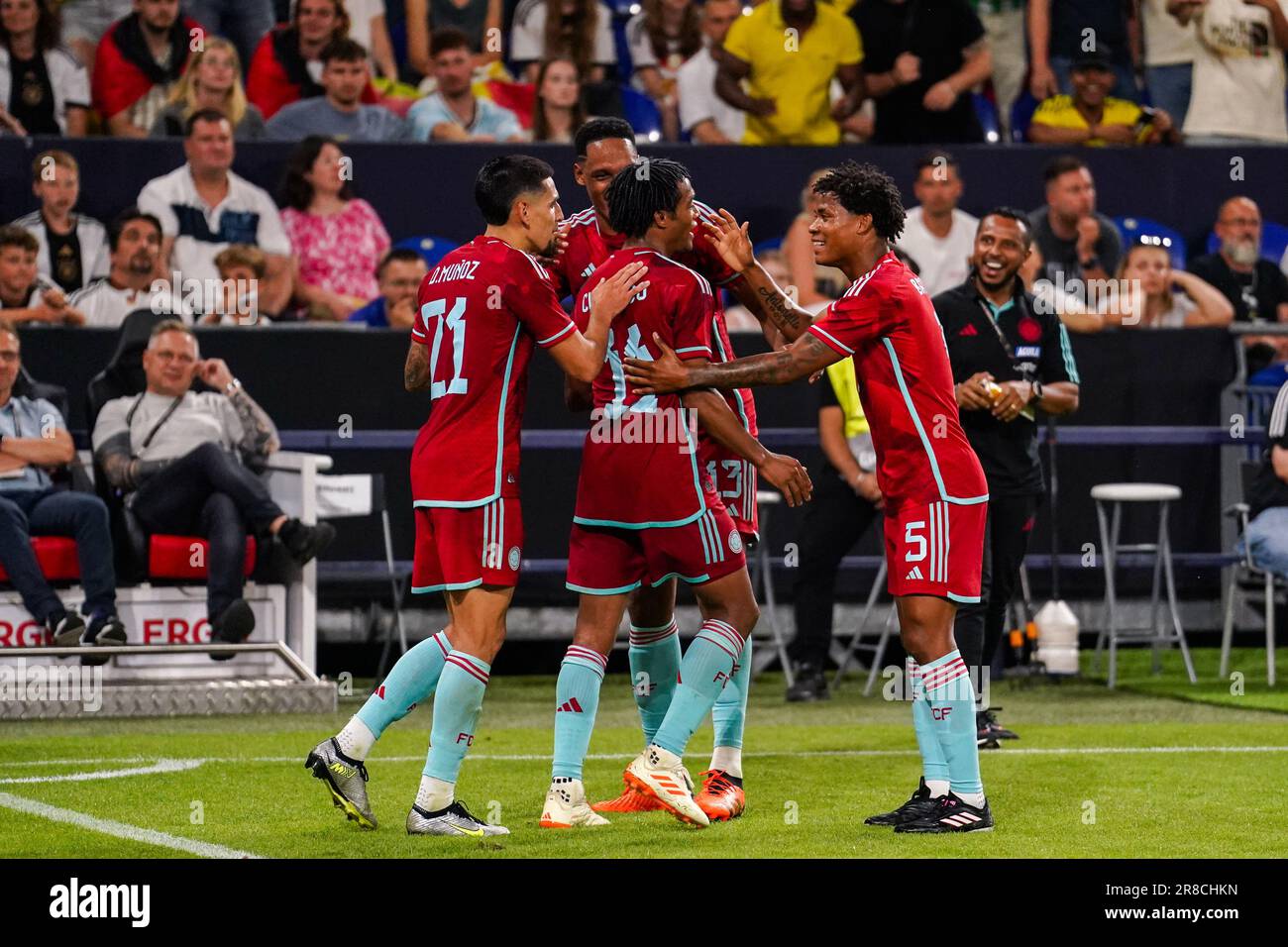 Gelsenkirchen, Germany. 20th June, 2023. GELSENKIRCHEN, GERMANY - JUNE 20: Juan Cuadrado of Colombia celebrates after scoring his teams second goal, Daniel Munoz of Colombia, Yerry Mina of Colombia, Wilmar Barrios of Colombia during the International Friendly match between Germany and Colombia at the Veltins-Arena on June 20, 2023 in Gelsenkirchen, Germany (Photo by Joris Verwijst/Orange Pictures) Credit: Orange Pics BV/Alamy Live News Stock Photo