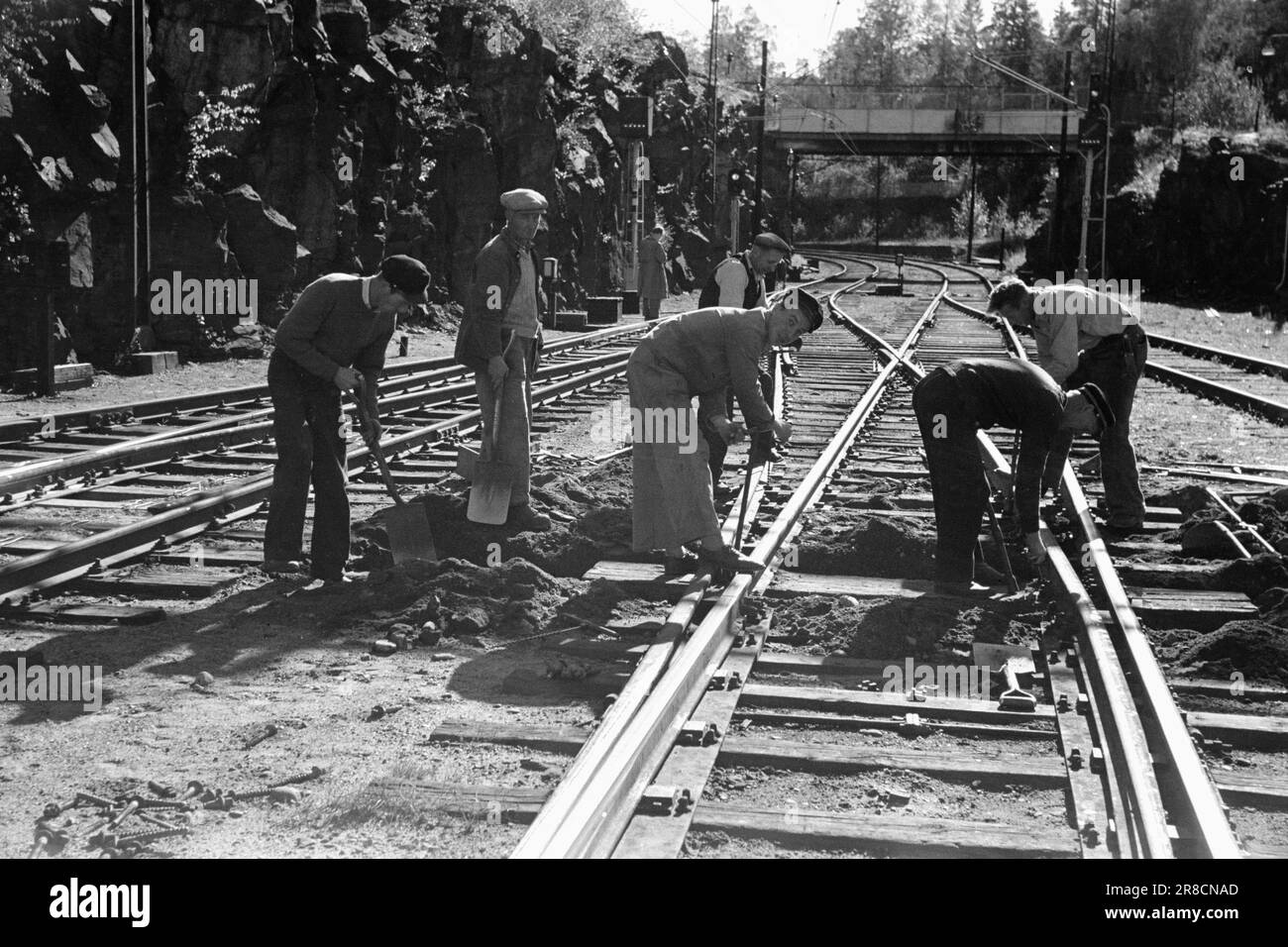 Replaced railway sleepers Black and White Stock Photos & Images - Alamy
