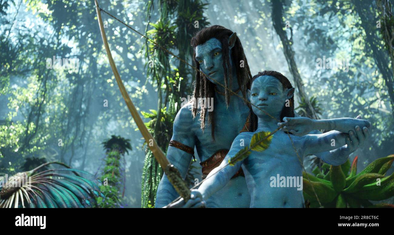 Avatar The Way of Water  Sam Worthington & Jamie Flatters Stock Photo