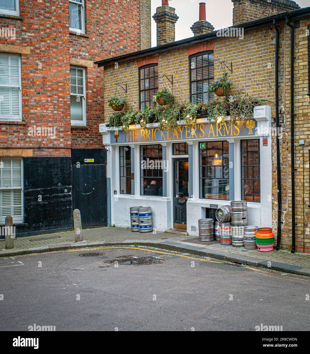 Exterior of the Bricklayer’s Arms in Waterman Street , Putney , London ,UK Stock Photo