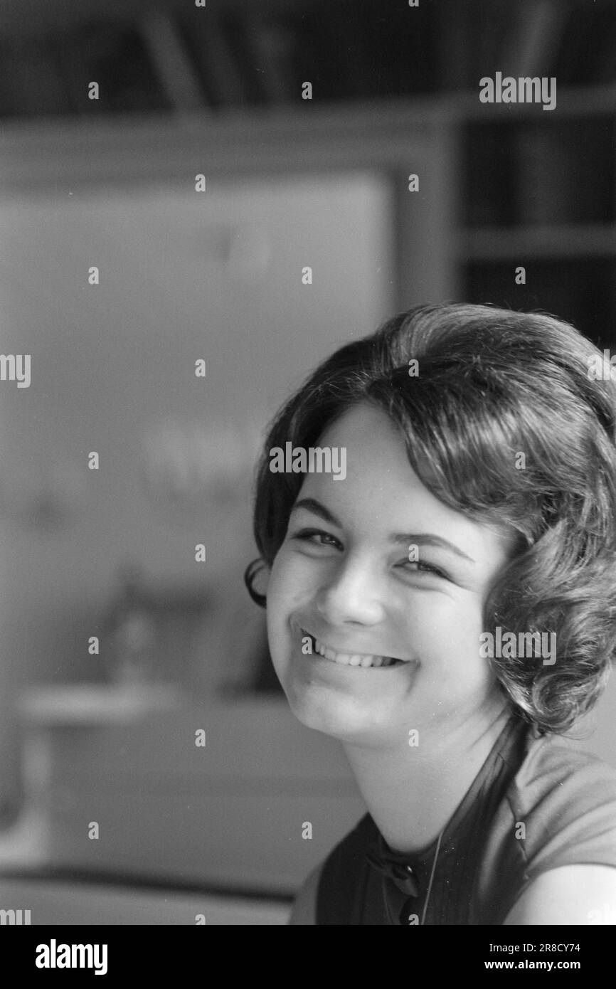 Current 3551960 With spears and charm 17yearold Unn Thorvaldsen