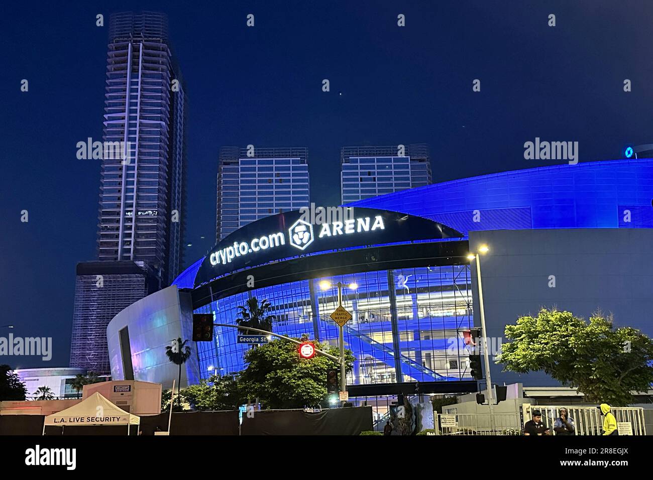 A general overall view of the Crypto.com Arena and downtown skyline,  Tuesday, June 20, 2023, in Los Angeles. (Kirby Lee via AP Stock Photo -  Alamy