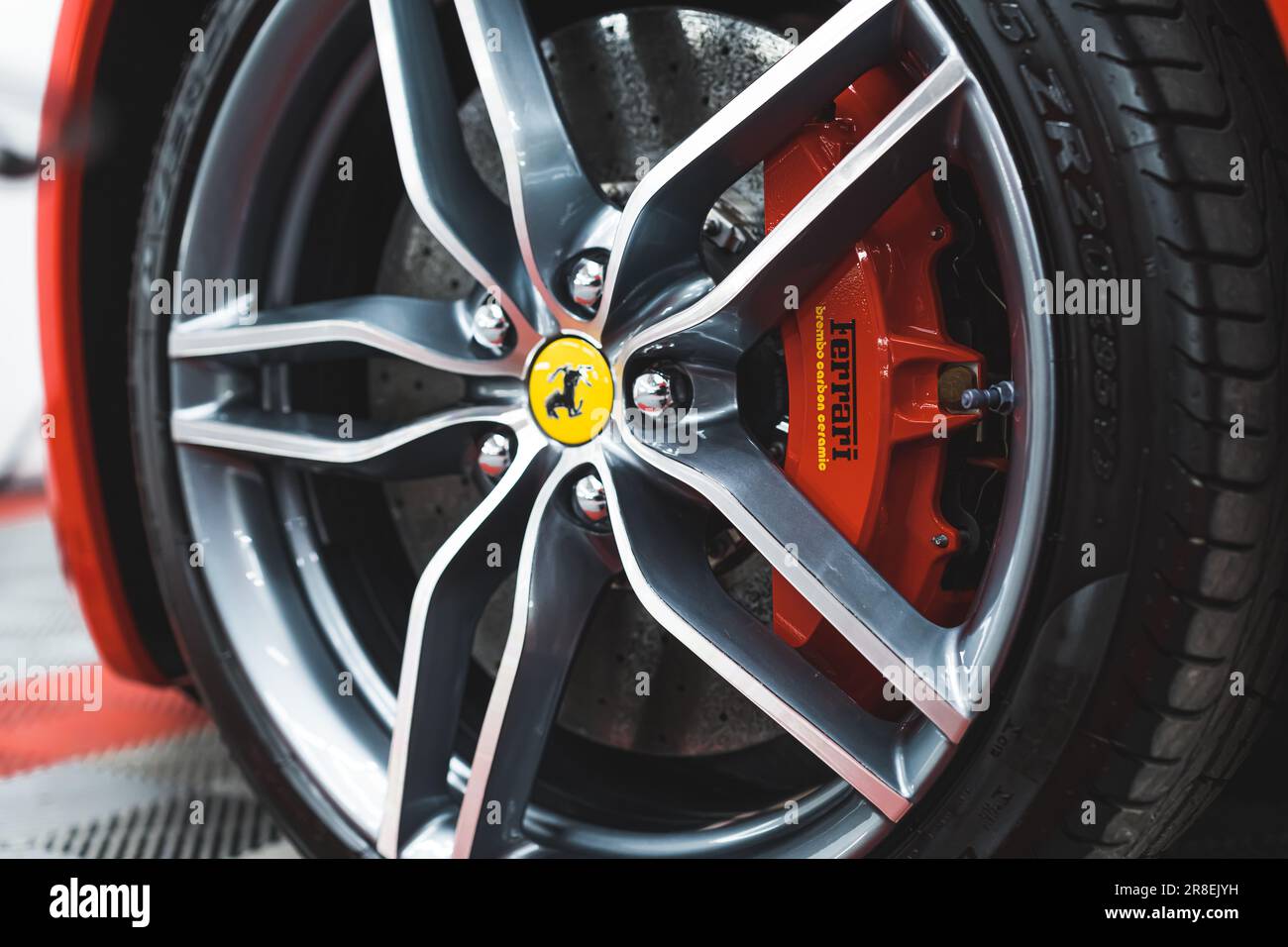 Ferrari disc brake hi-res stock photography and images - Alamy