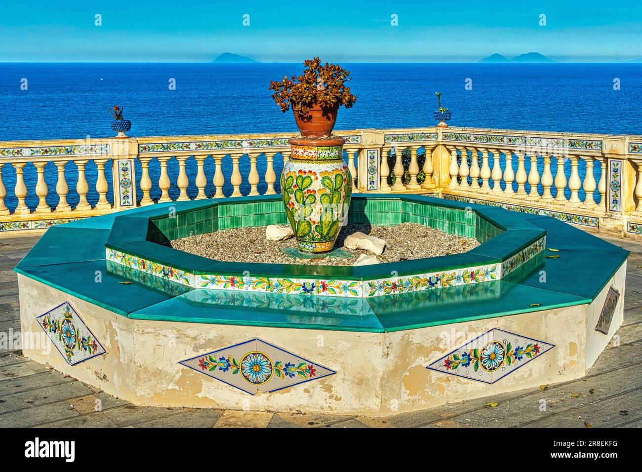 The Belvedere di Porta Palermo is richly decorated with the typical ceramics of the town overlooking the Tyrrhenian Sea. Santo Stefano di Camastra, Me Stock Photo