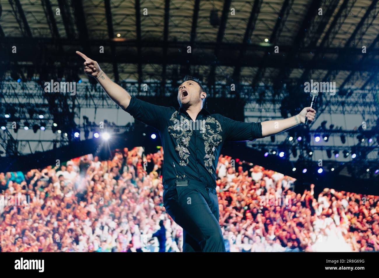 Tiziano §Ferro in concerto allo Stadio San Siro di Milano Stock Photo Alamy
