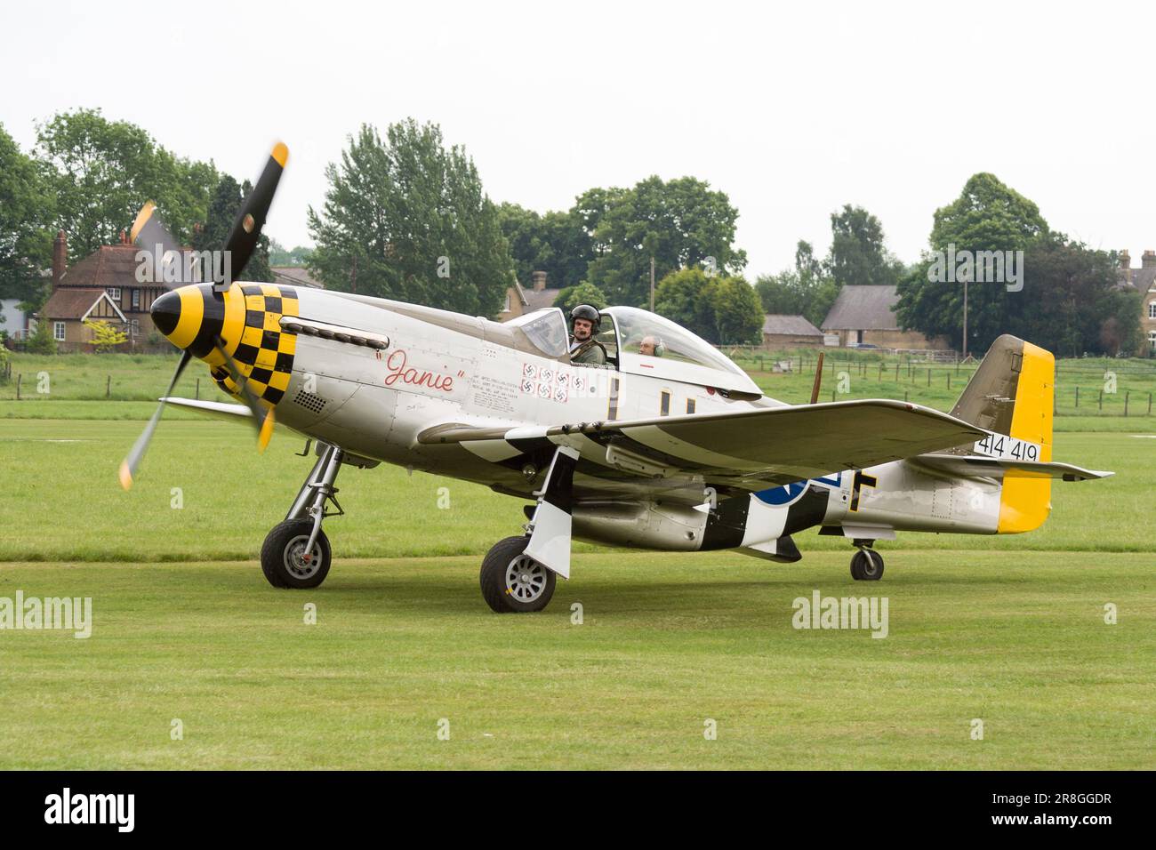 A Flying Day at the Shuttleworth Collection with North American P-51D Mustang 414-419 c/n 124-48271 'Janie' (G-MSTG), Old Warden, Bedfordshire in 2010 Stock Photo