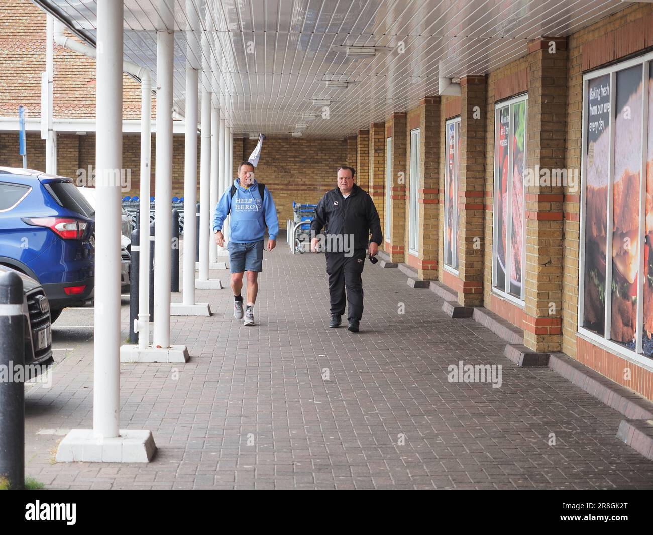 Sheerness, Kent, UK. 21st June, 2023. [FILE PIC FROM May 31 Barry helps Postman set off