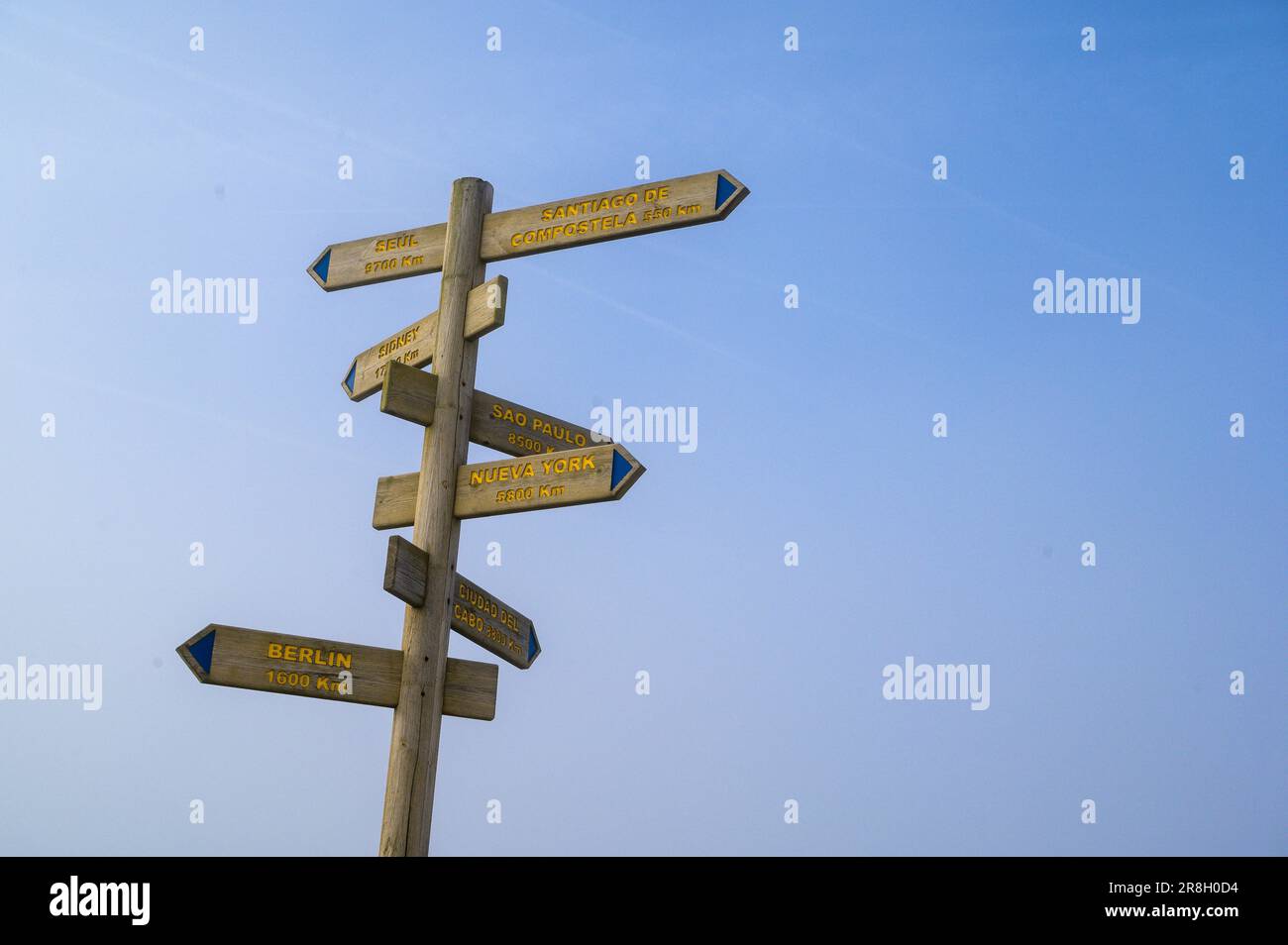 Signpost on top of the Alto del Perdon, Spain Stock Photo