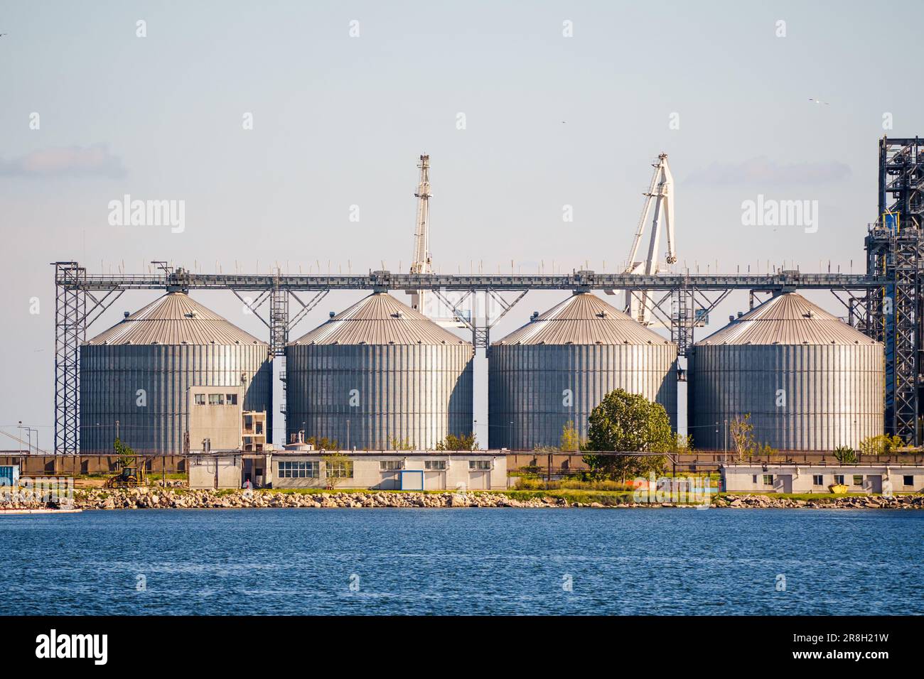 Cereal warehouse and agroprocessing and manufacturing plant for