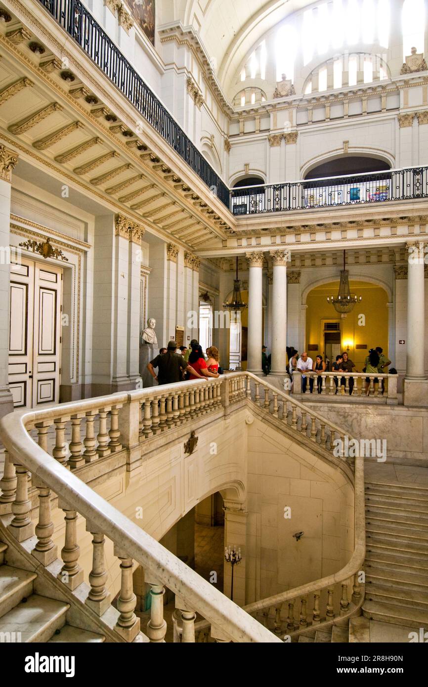 Cuba Havana Museo De La Revolucion Stock Photo Alamy