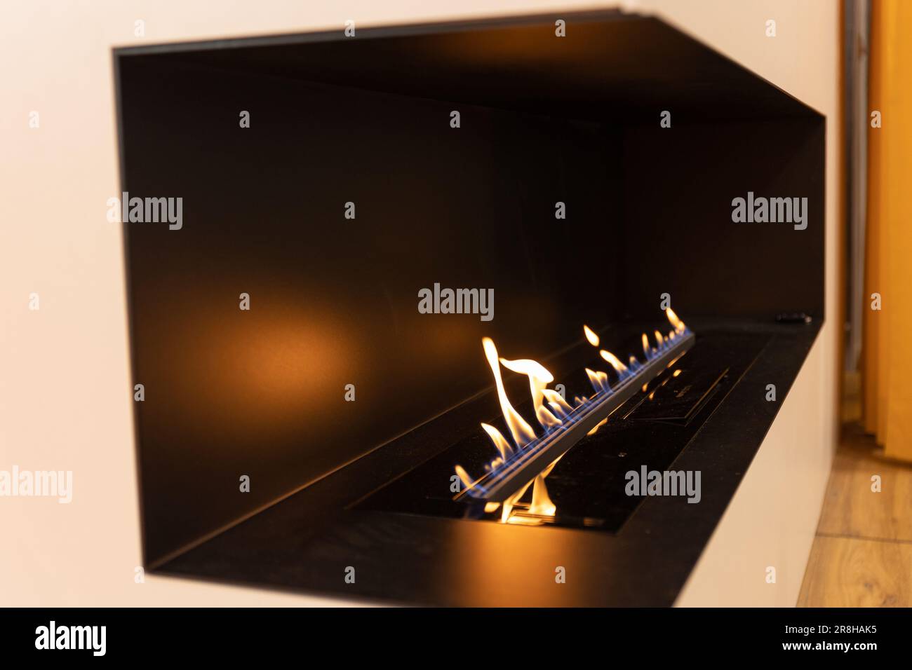Electric fireplaces hi-res stock photography and images - Alamy