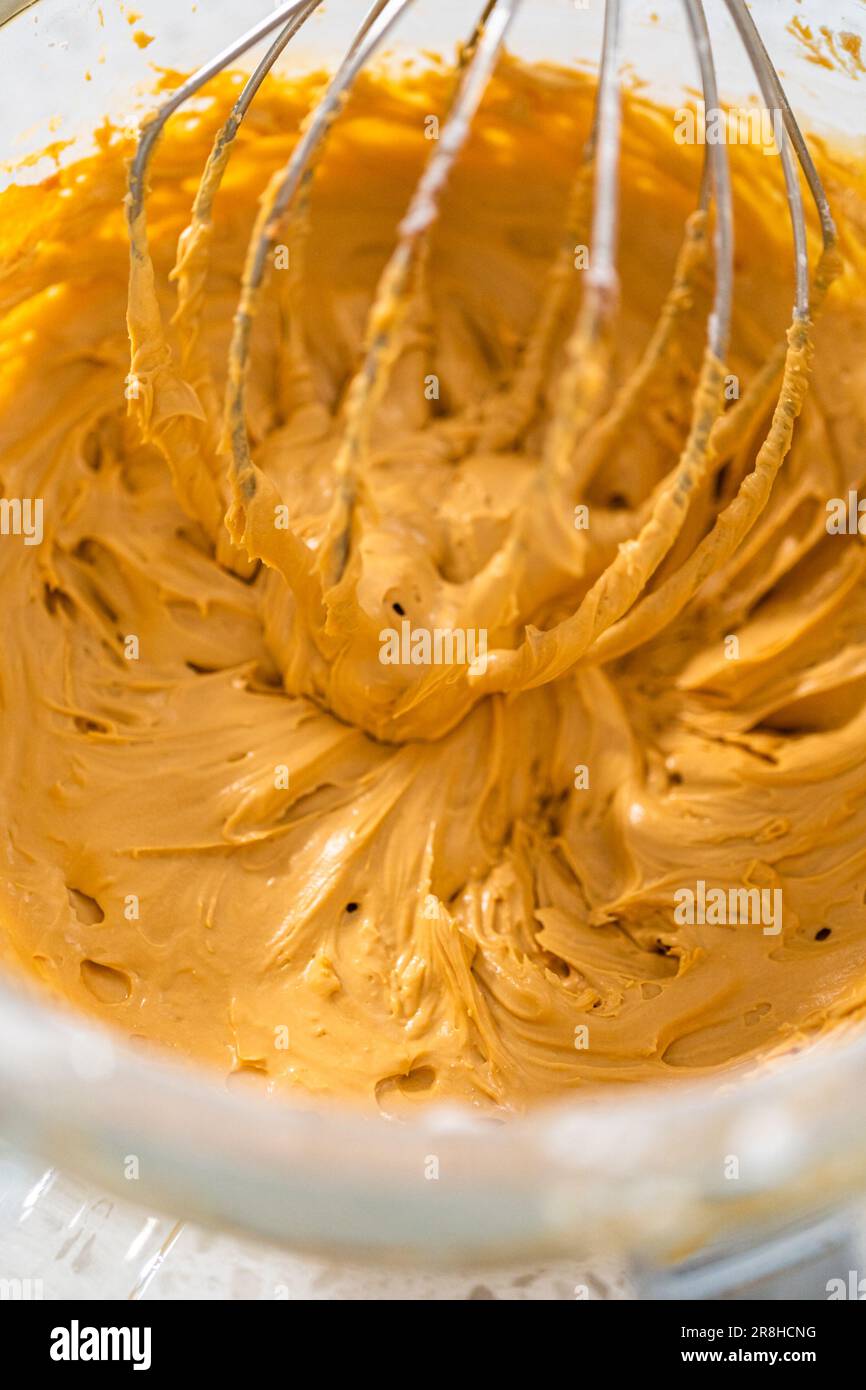 Dulce de leche buttercream frosting Stock Photo Alamy