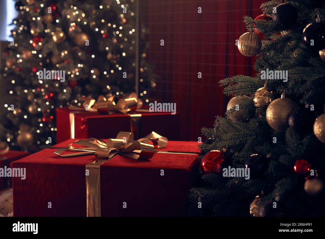 Beautiful Christmas background with a red box. Christmas gift box with ...