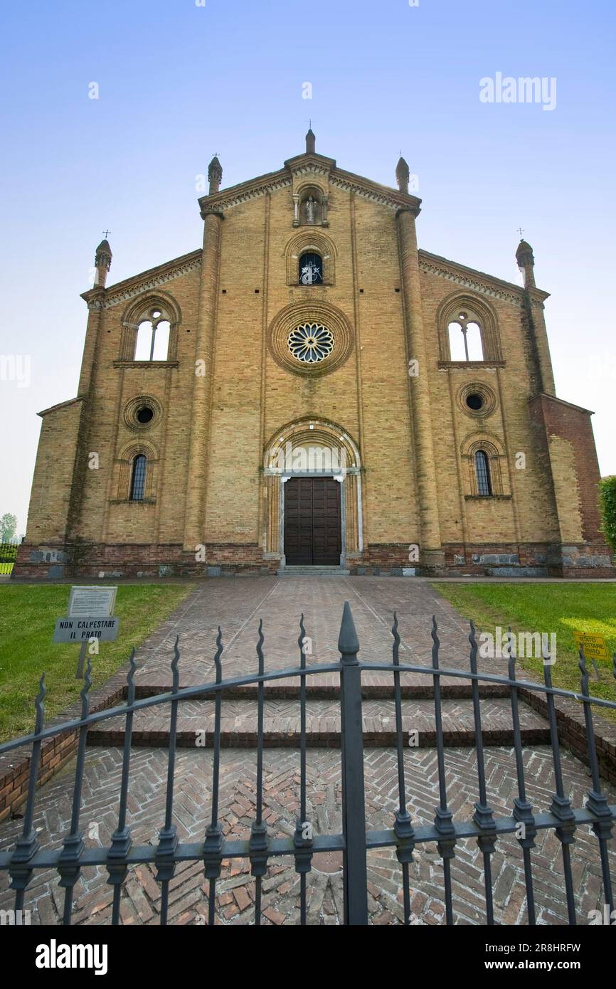 San Bassiano Church. Lodi Vecchio (lo) Stock Photo