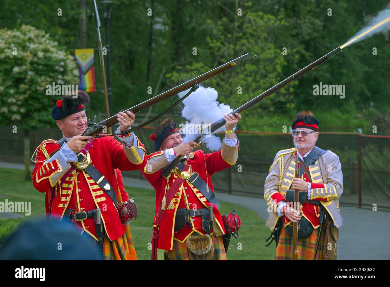 78th Fraser Highlanders, firing musket guns, British Columbia Highland Games, Coquitlam, BC, Canada Stock Photo