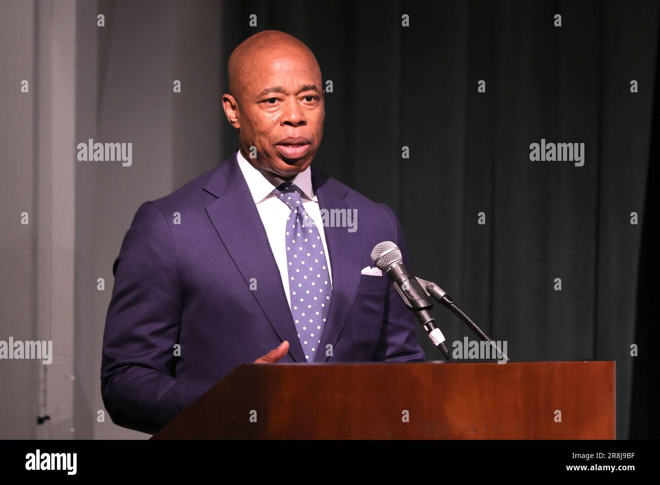 Ny, USA. 9th June, 2023. Beacon Screening Room, New York, USA, June 09, 2023 - Mayor Eric Adams delivers remarks at a screening of The Right to Read at the Tribeca Festival on Friday, June 9, 2023 in New York City. Photo: Luiz Rampelotto/EuropaNewswire (Credit Image: © Luiz Rampelotto/ZUMA Press Wire) EDITORIAL USAGE ONLY! Not for Commercial USAGE! Stock Photo