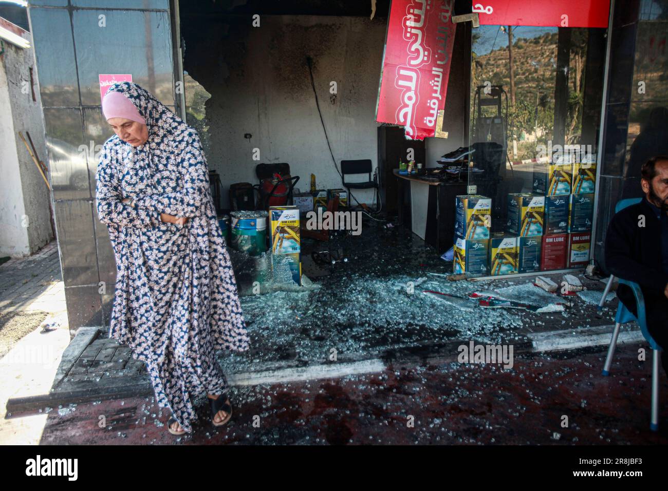 Al Laban Al Sharkiyeh, Palestine. 21st June, 2023. A Palestinians woman ...