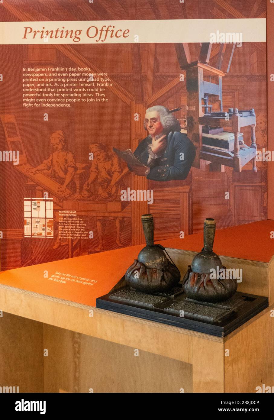 benjamin-franklin-printing-press-office-hi-res-stock-photography-and