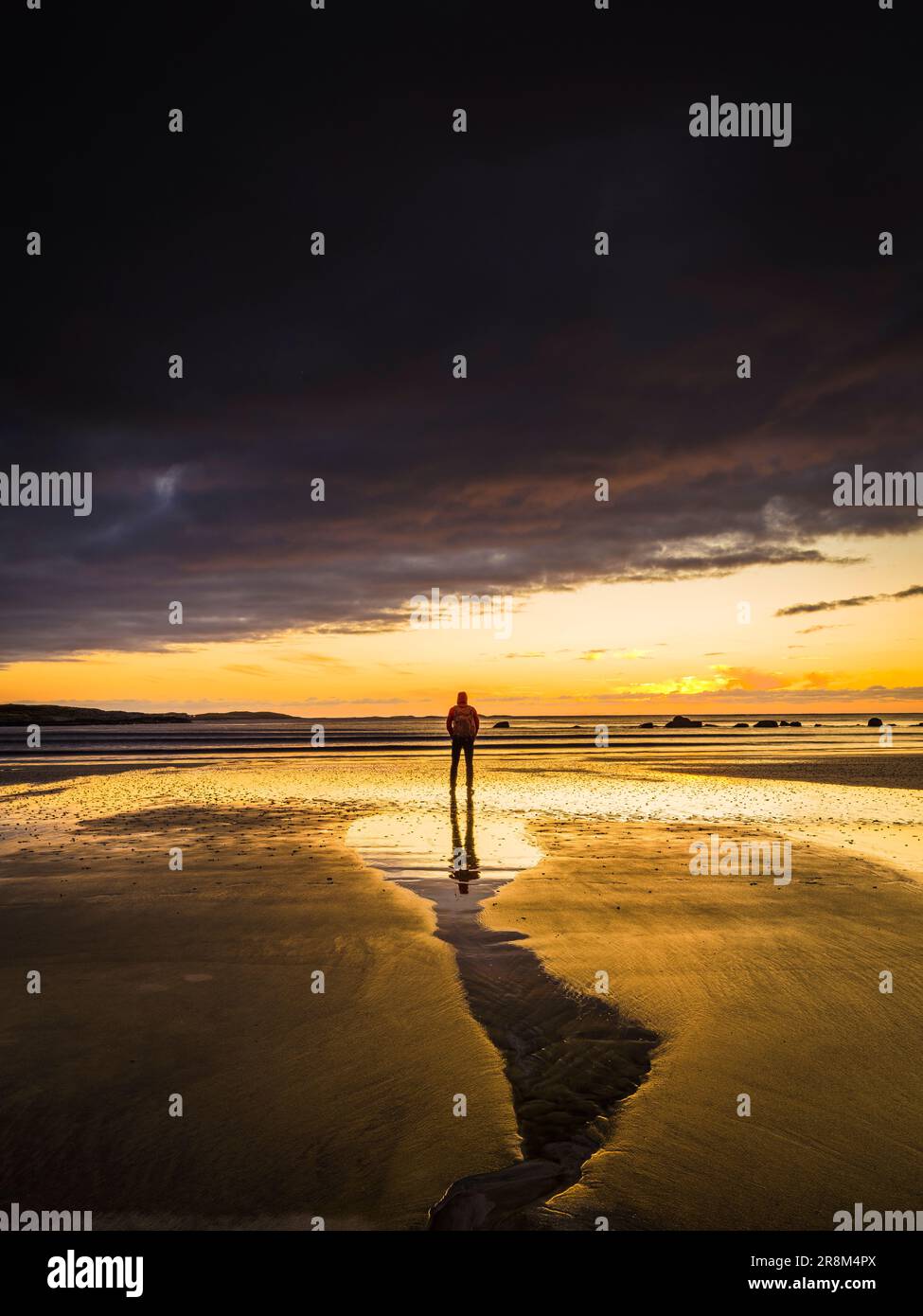 Person standing storm hi-res stock photography and images - Alamy