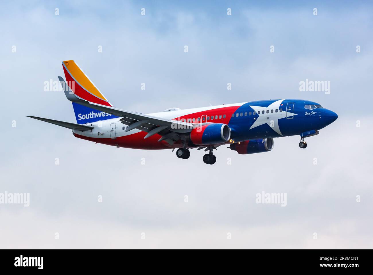 Dallas, United States - May 4, 2023: Southwest Boeing 737-700 airplane in the Lone Star special livery at Dallas Love Field Airport (DAL) in the Unite Stock Photo