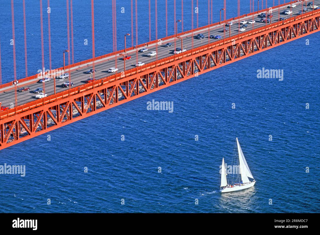 Golden gate bridge car traffic hi-res stock photography and images - Alamy