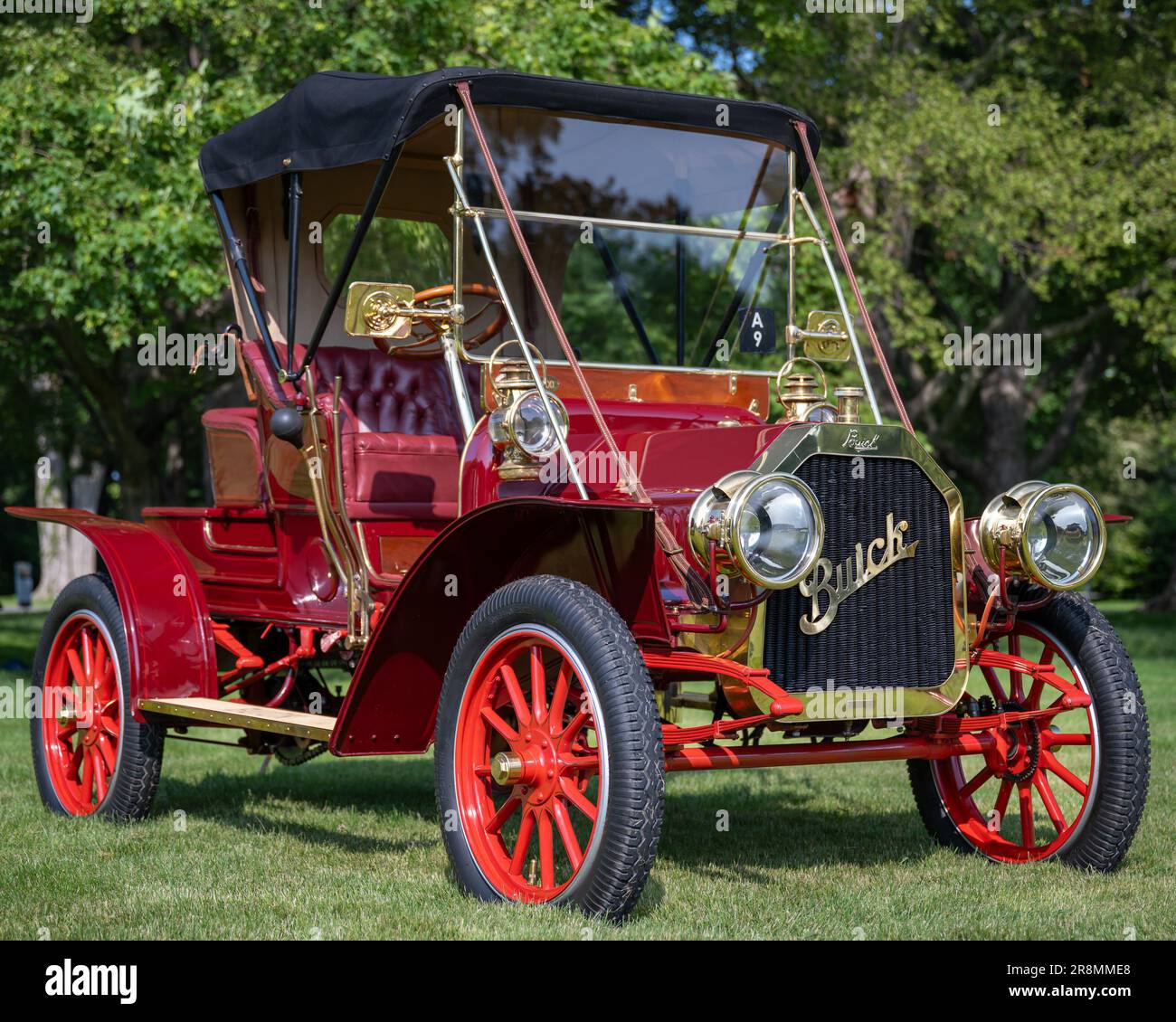 GROSSE POINTE SHORES, MI/USA JUNE 18, 2023 A 1909 Buick Model G