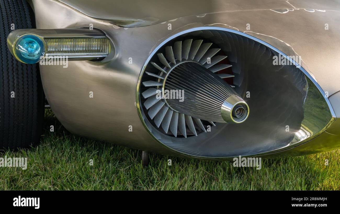 GROSSE POINTE SHORES, MI/USA - JUNE 18, 2023: Close-up of a 1956 ...